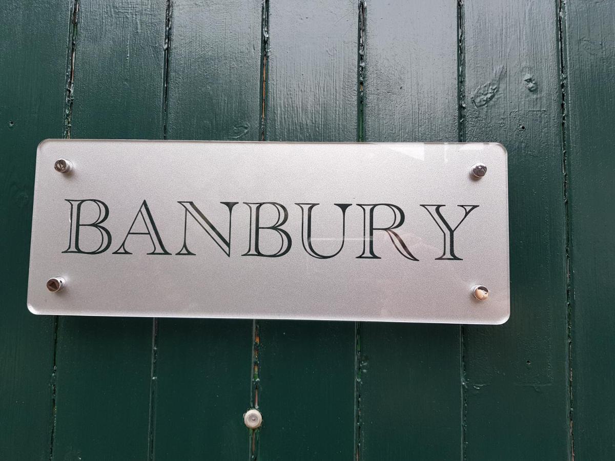 The Dog Inn Old Sodbury Экстерьер фото