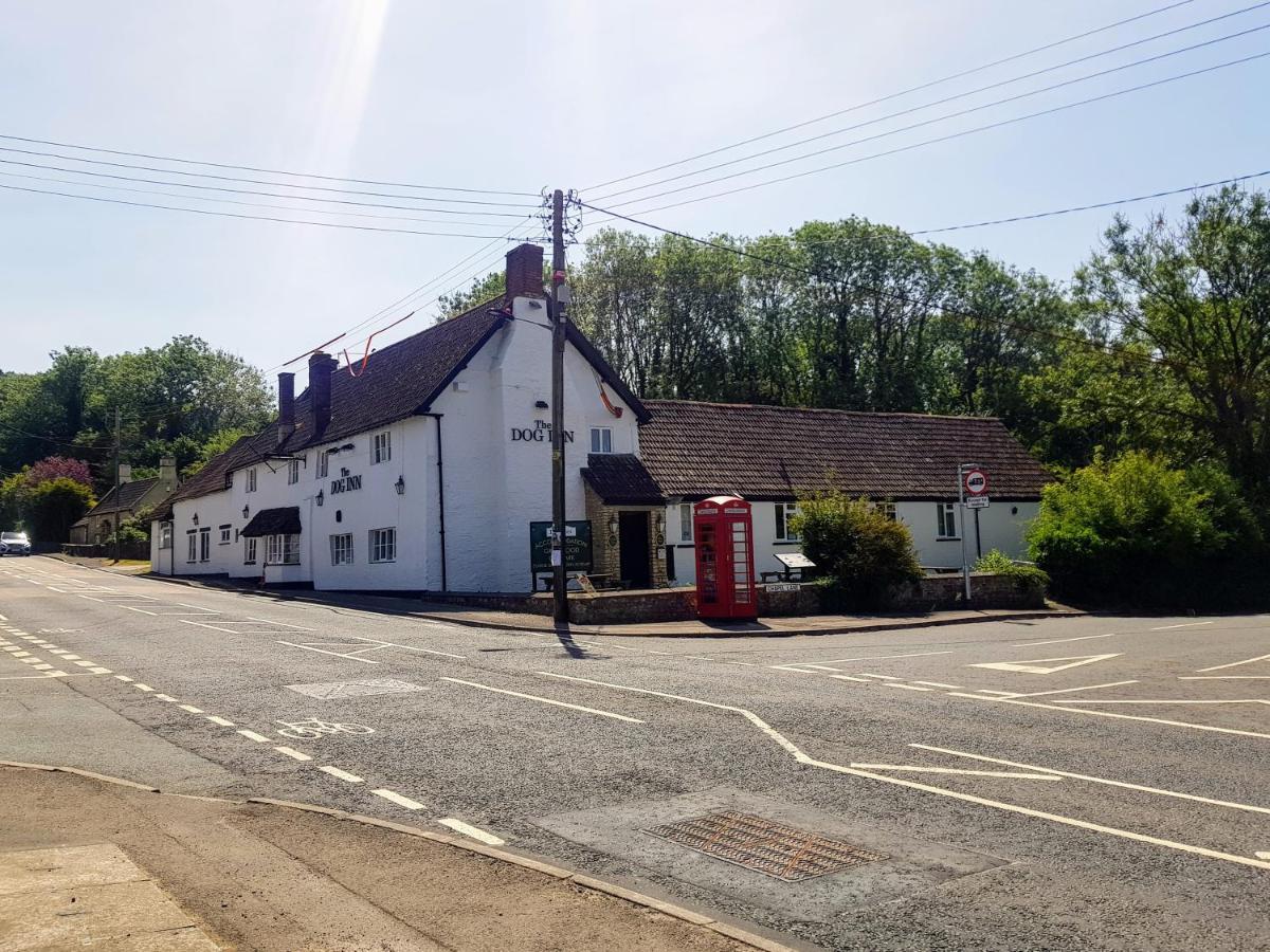 The Dog Inn Old Sodbury Экстерьер фото